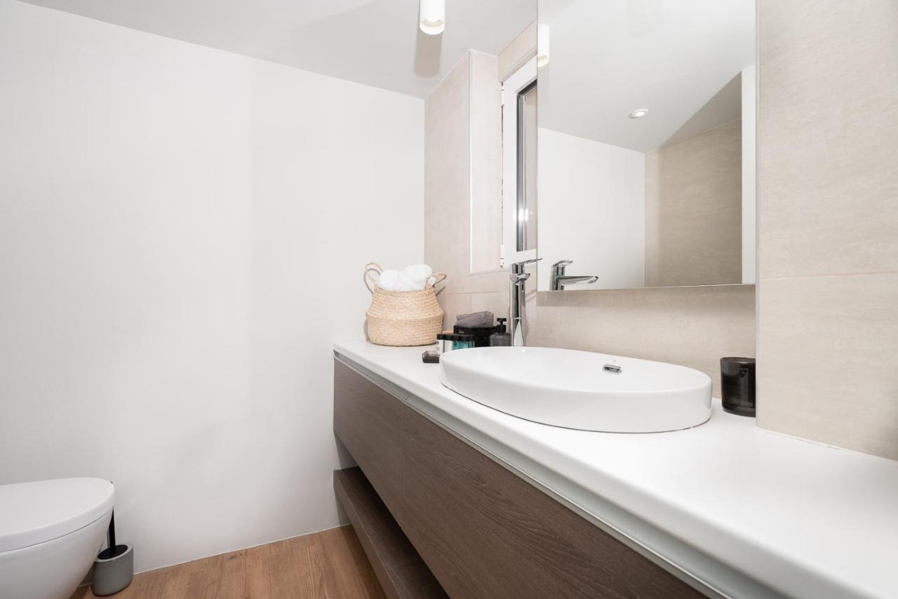Blue Avra By A&d Porto Rafti